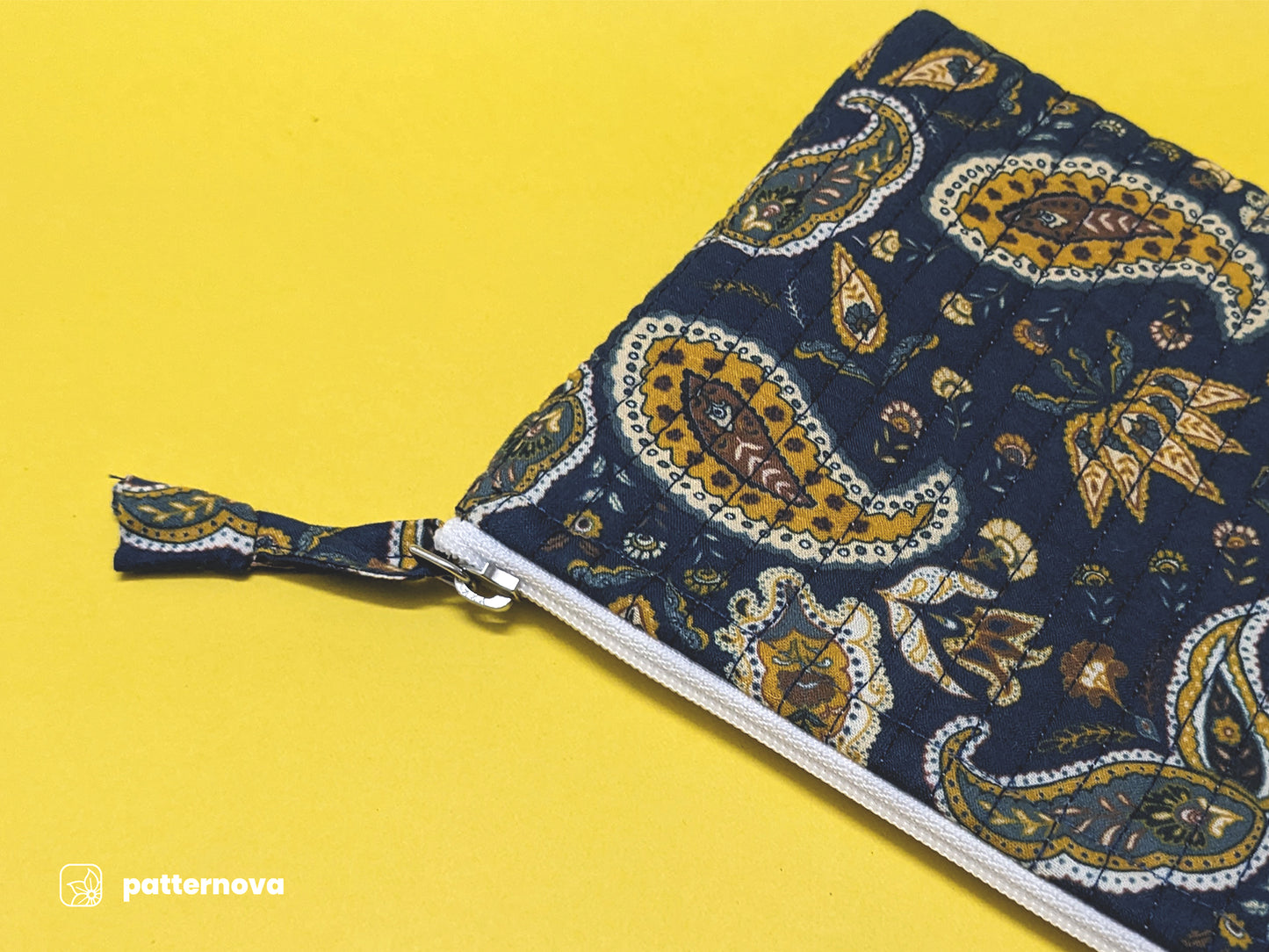 Paisley Elegance Quick pack Pouch